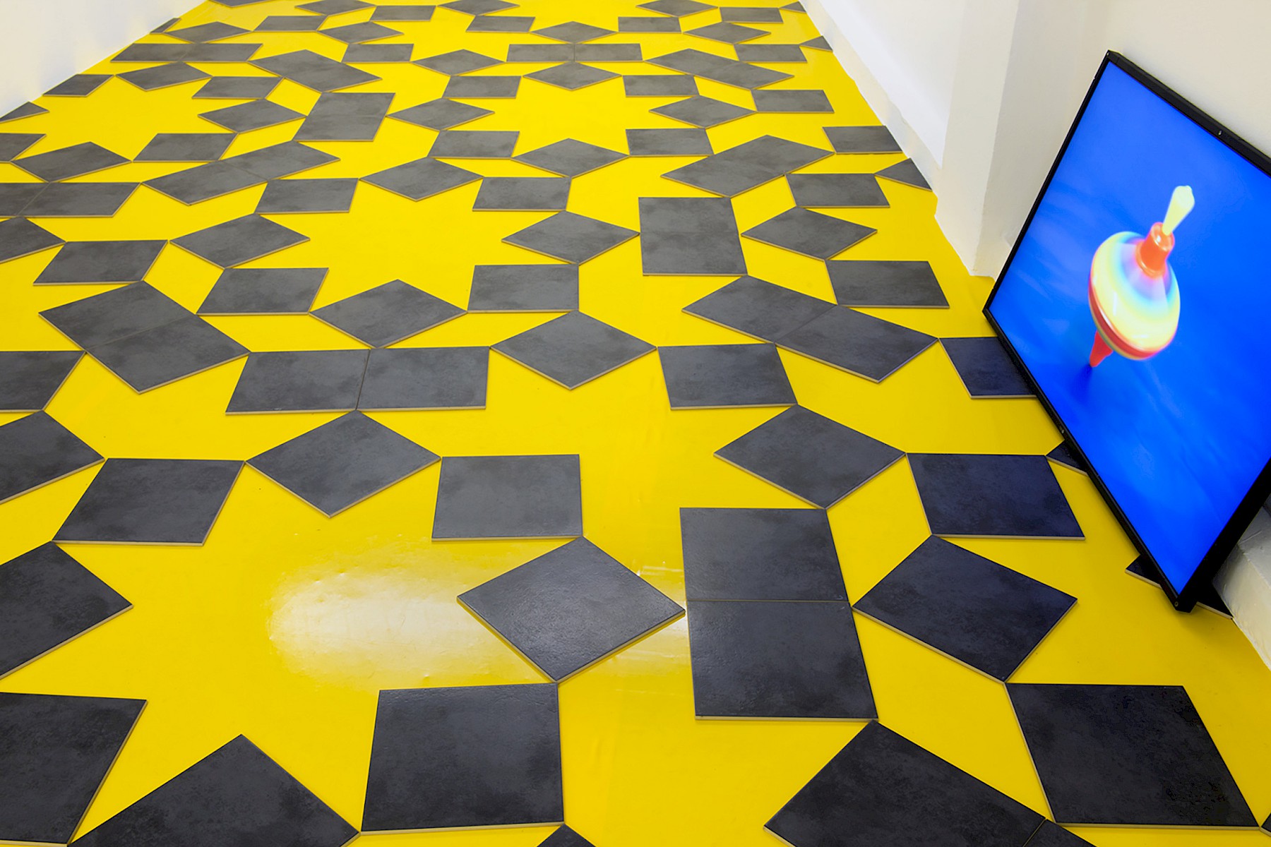 Annäherung an einen Quasi&shy;kristall 1